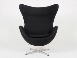 Egg chair in cashmere by Arne Jacobsen