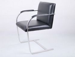 Brno Flat Chair with arms by Ludwig Mies van der Rohe