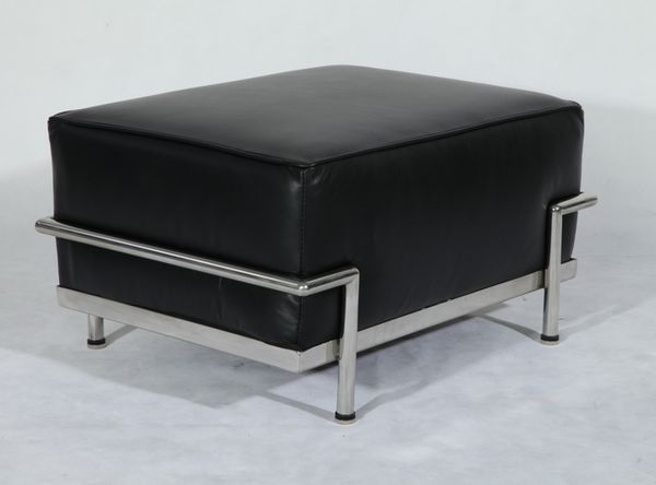 Le Corbusier LC3 Ottoman[2]