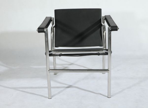 Basculant chair-LC1 Chair[2]