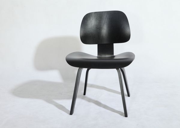 Herman Miller Molded Plywood Dining Chair.1.jpg