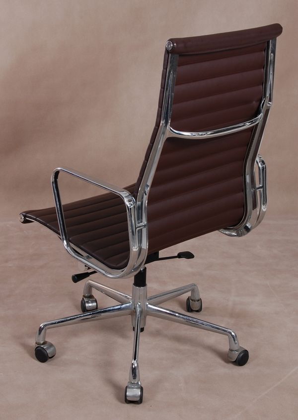Eames Aluminum high back Office Chair.3.JPG
