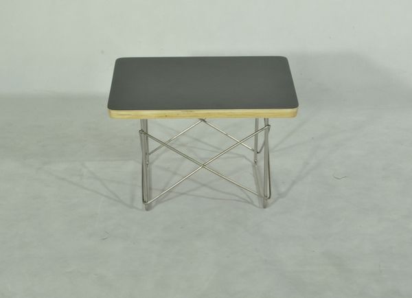 Eames Wire Base Table[2]