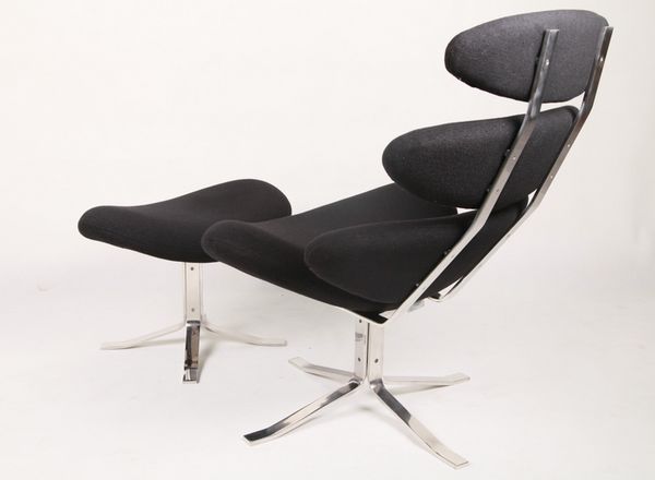 Corona Chair by Poul M. Volther[3] 