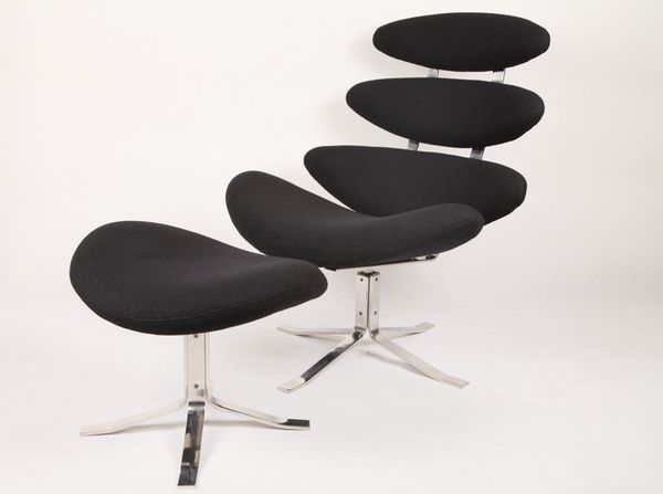 Corona Chair by Poul M. Volther[2]